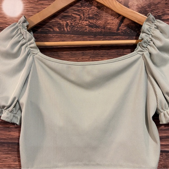 SHEIN Puff Sleeve Crop Top - Light Gray - Picture 2 of 12